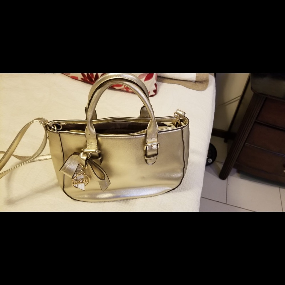 Metallic Gold Purse - Picture 5 of 8